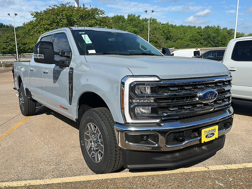 New 2026 Ford F-250 Lariat TRUCK