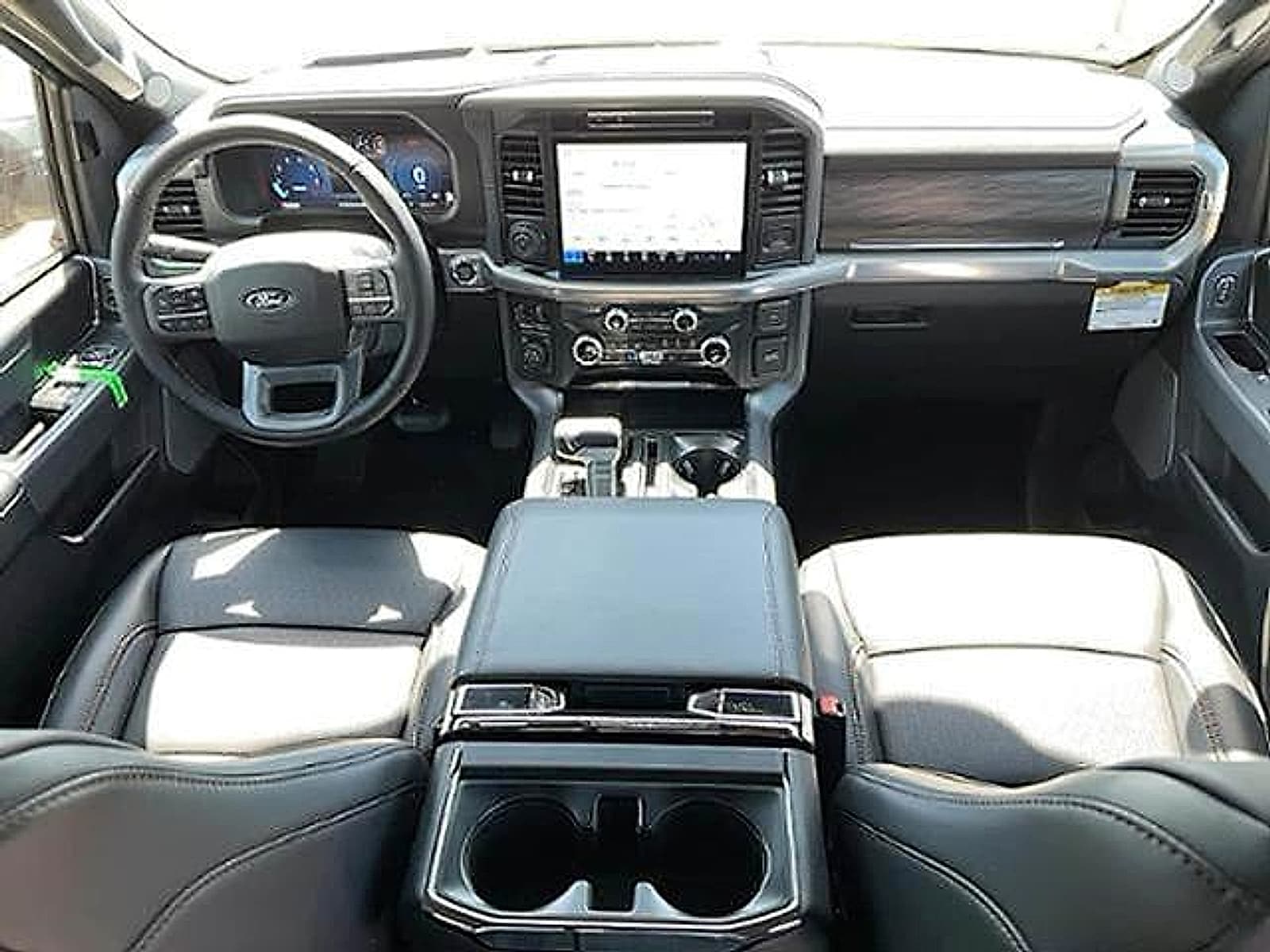 2025 Ford F-150 Lariat - Photo 9