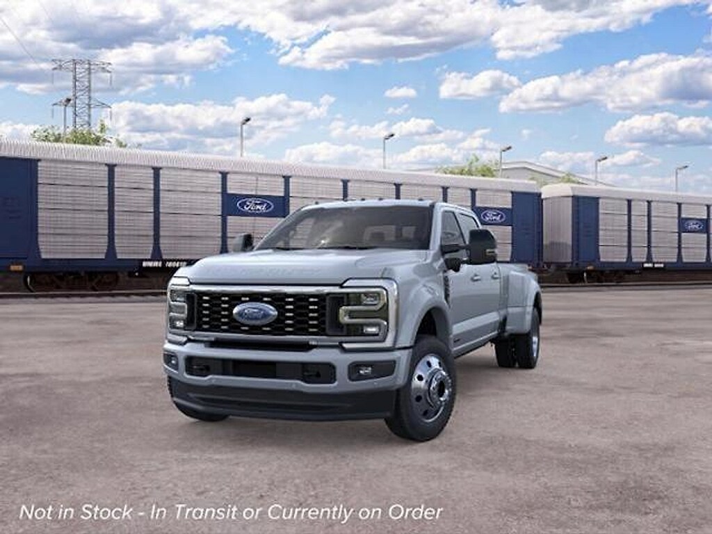 New 2026 Ford F-450 Platinum