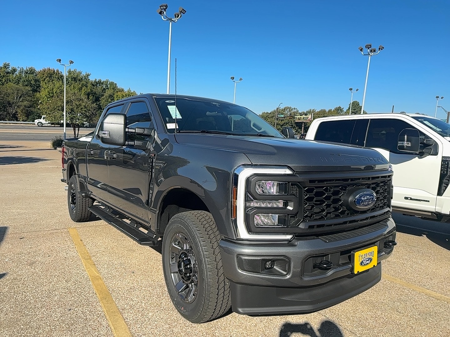 2026 Ford F-250 Super Duty XL's photo
