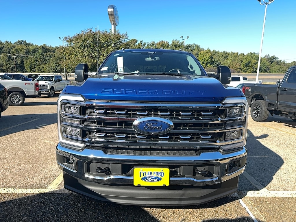 New 2026 Ford Super Duty F-250 Lariat TRUCK