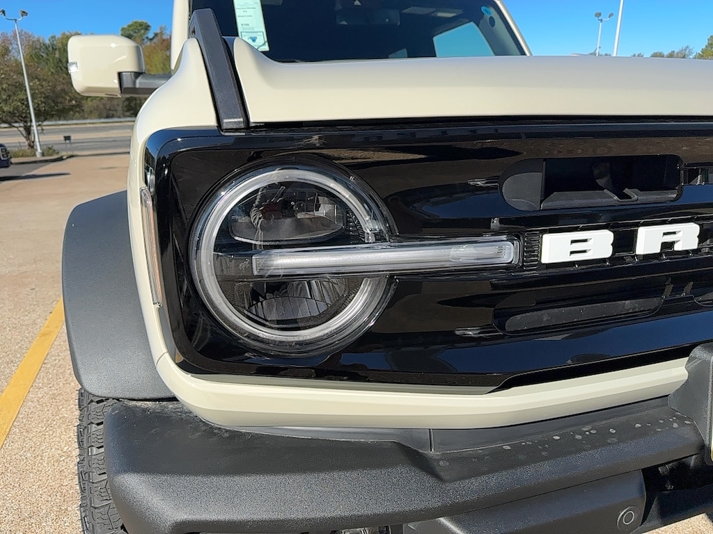 New 2025 Ford Bronco Outer Banks SUV