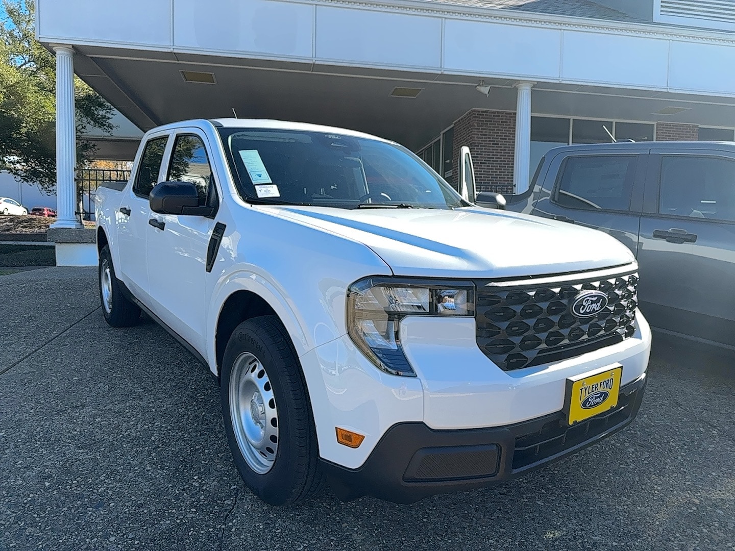 2026 Ford Maverick XL's photo