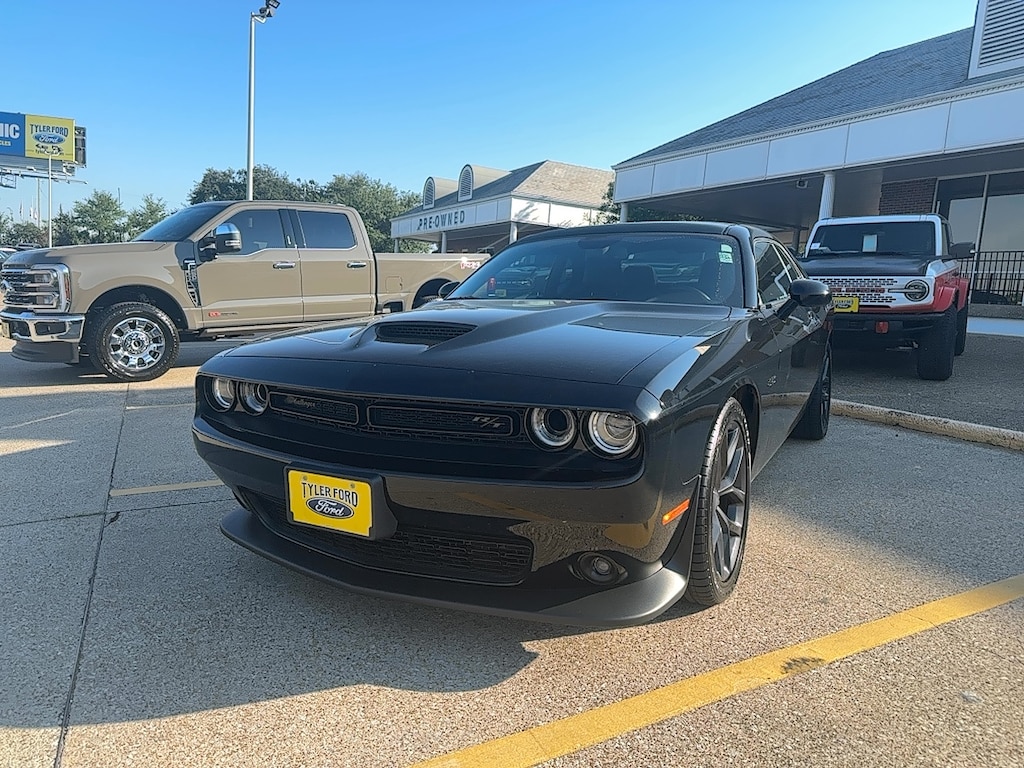 Used 2023 Dodge Challenger R/T Coupe