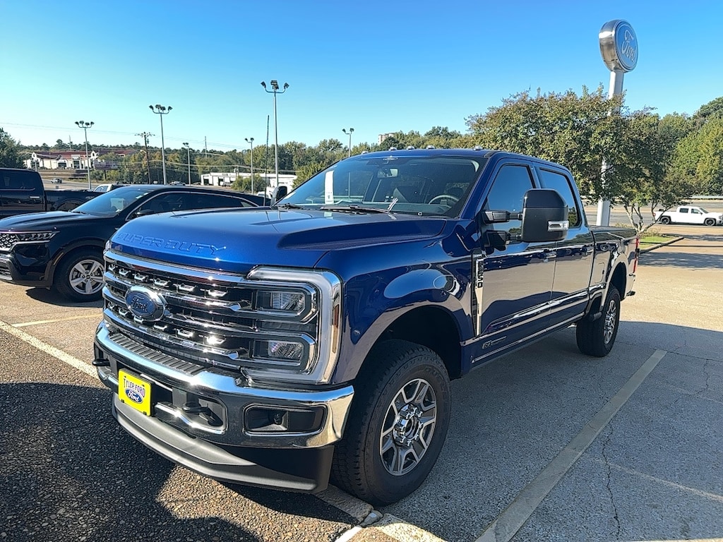 New 2026 Ford Super Duty F-250 Lariat TRUCK