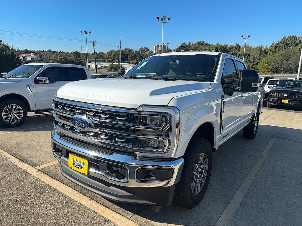 New 2026 Ford Super Duty F-250 Lariat TRUCK