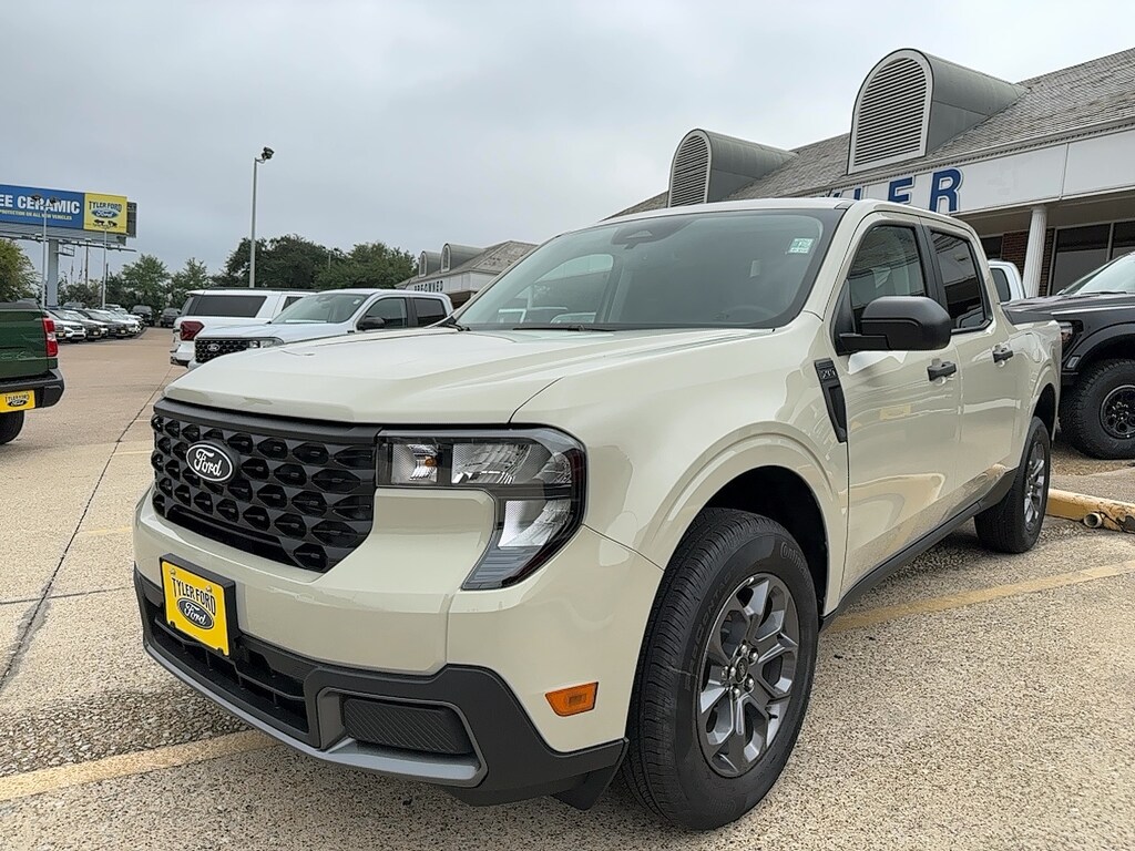 Used 2025 Ford Maverick XLT Crew Cab Short Bed Truck