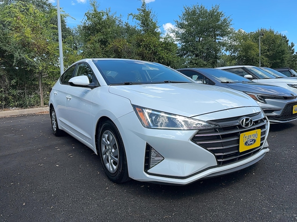 Used 2019 Hyundai Elantra SE Sedan
