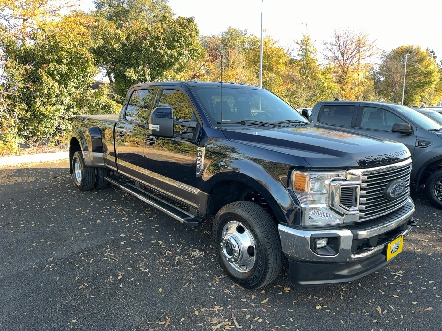 2022 Ford F-350 Super Duty Lariat's photo