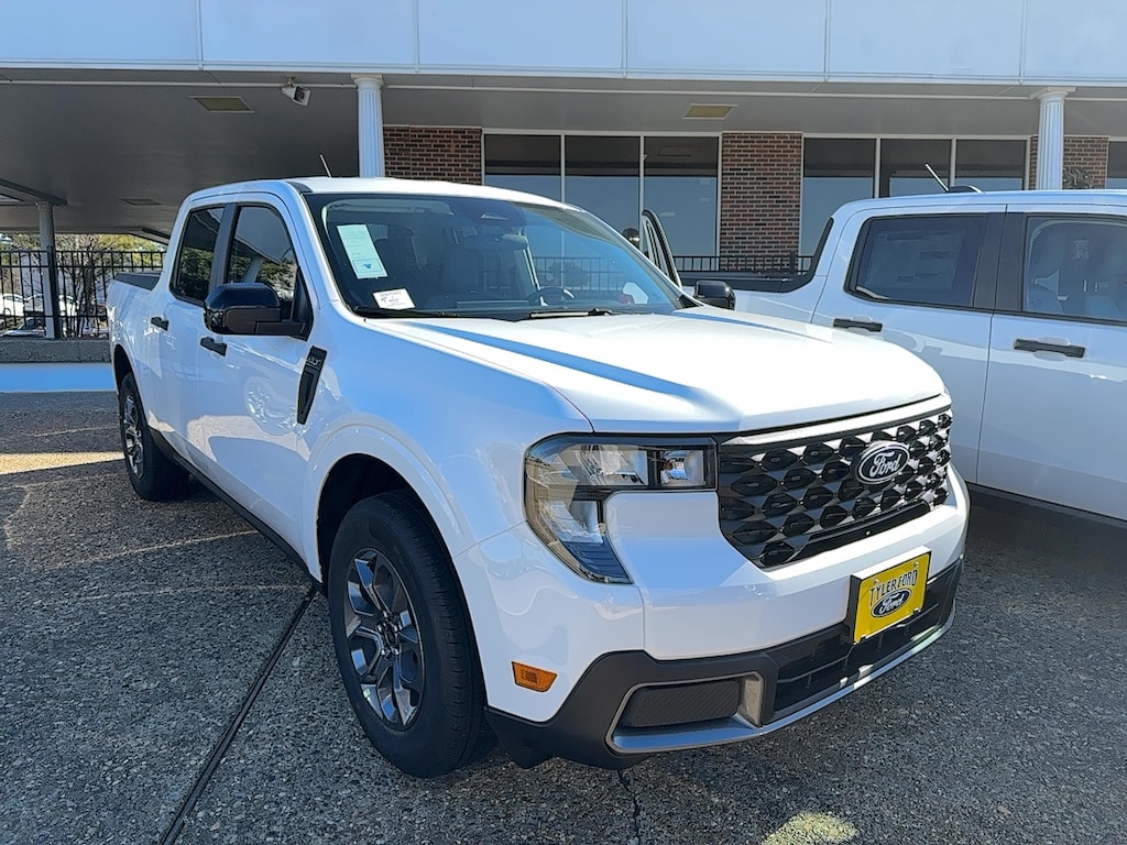 New 2025 Ford Maverick XLT TRUCK