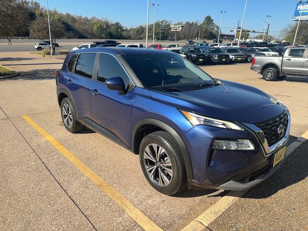 Used 2023 Nissan Rogue SV SUV