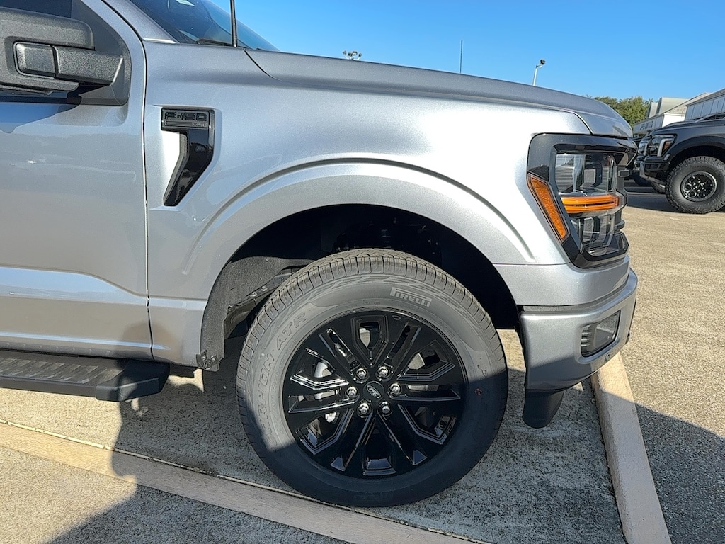 New 2025 Ford F-150 XLT TRUCK