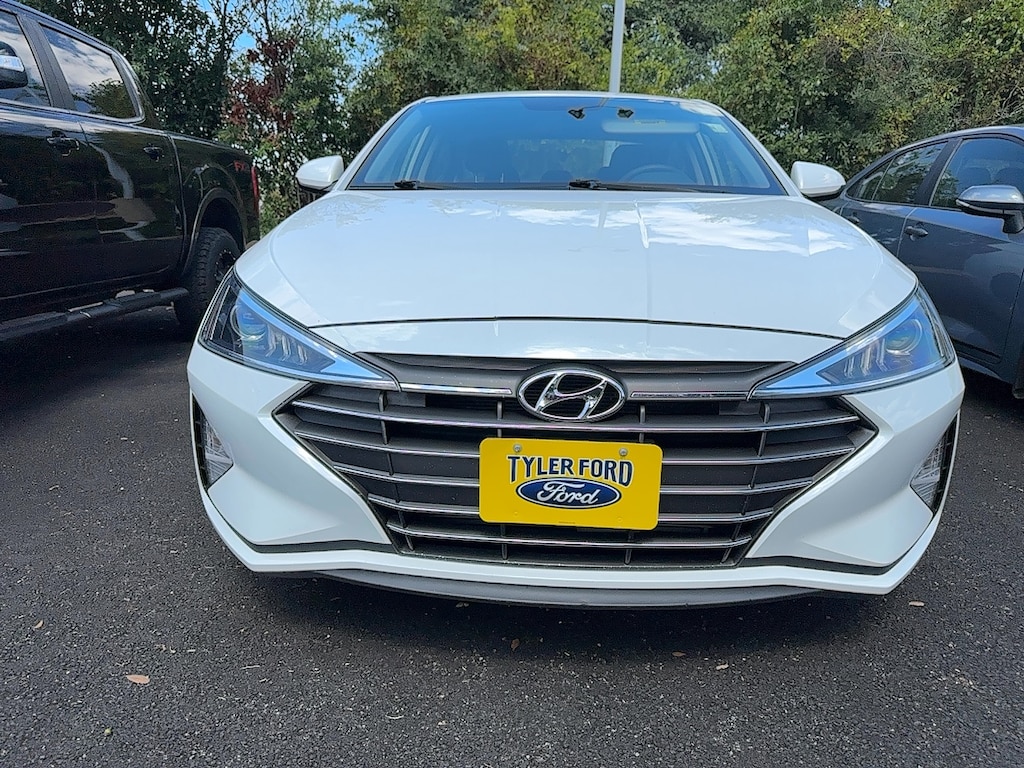 Used 2019 Hyundai Elantra SE Sedan