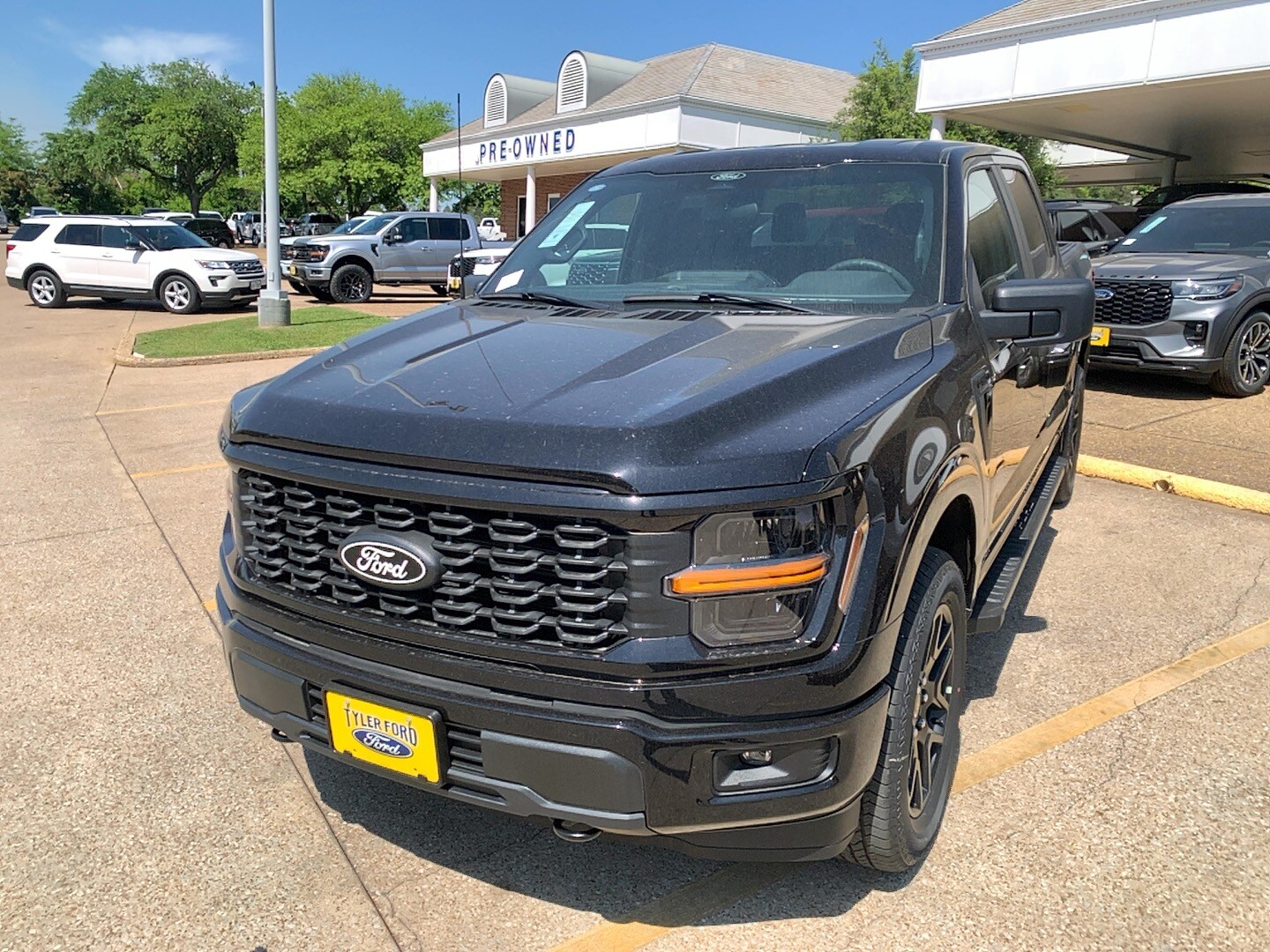 2025 Ford F-150 STX photo 2
