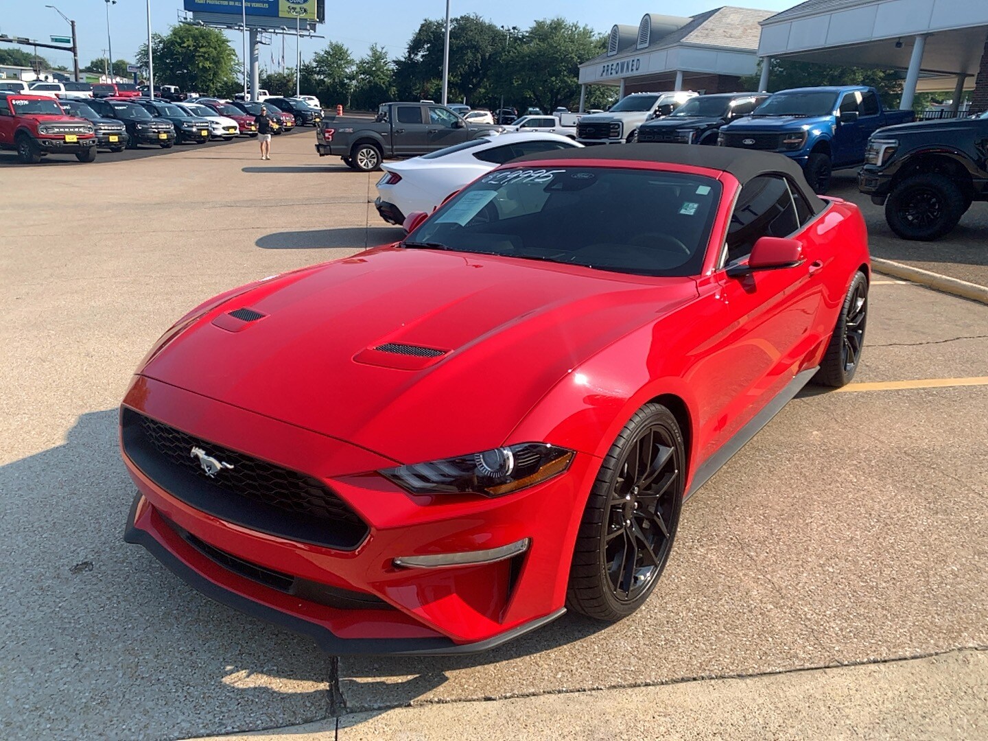 2022 Ford Mustang Convertible photo 3
