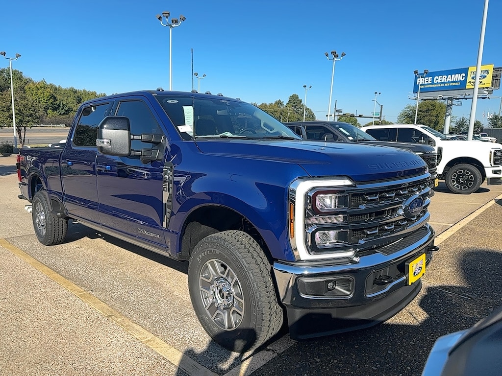 New 2026 Ford Super Duty F-250 Lariat TRUCK