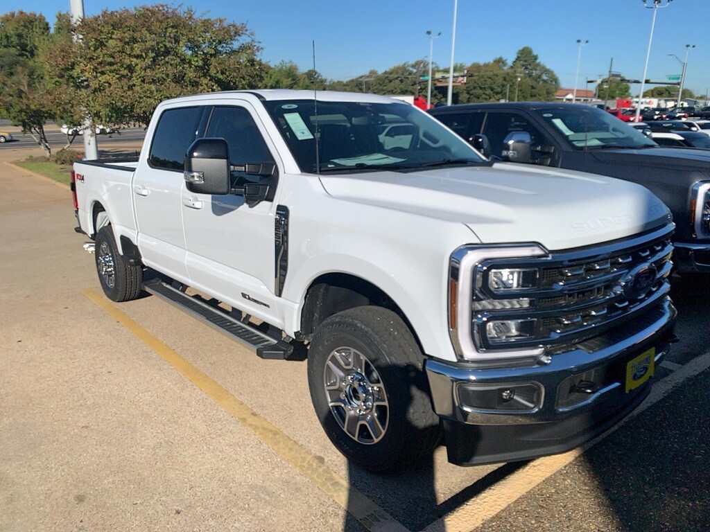 New 2026 Ford Super Duty F-250 Lariat TRUCK