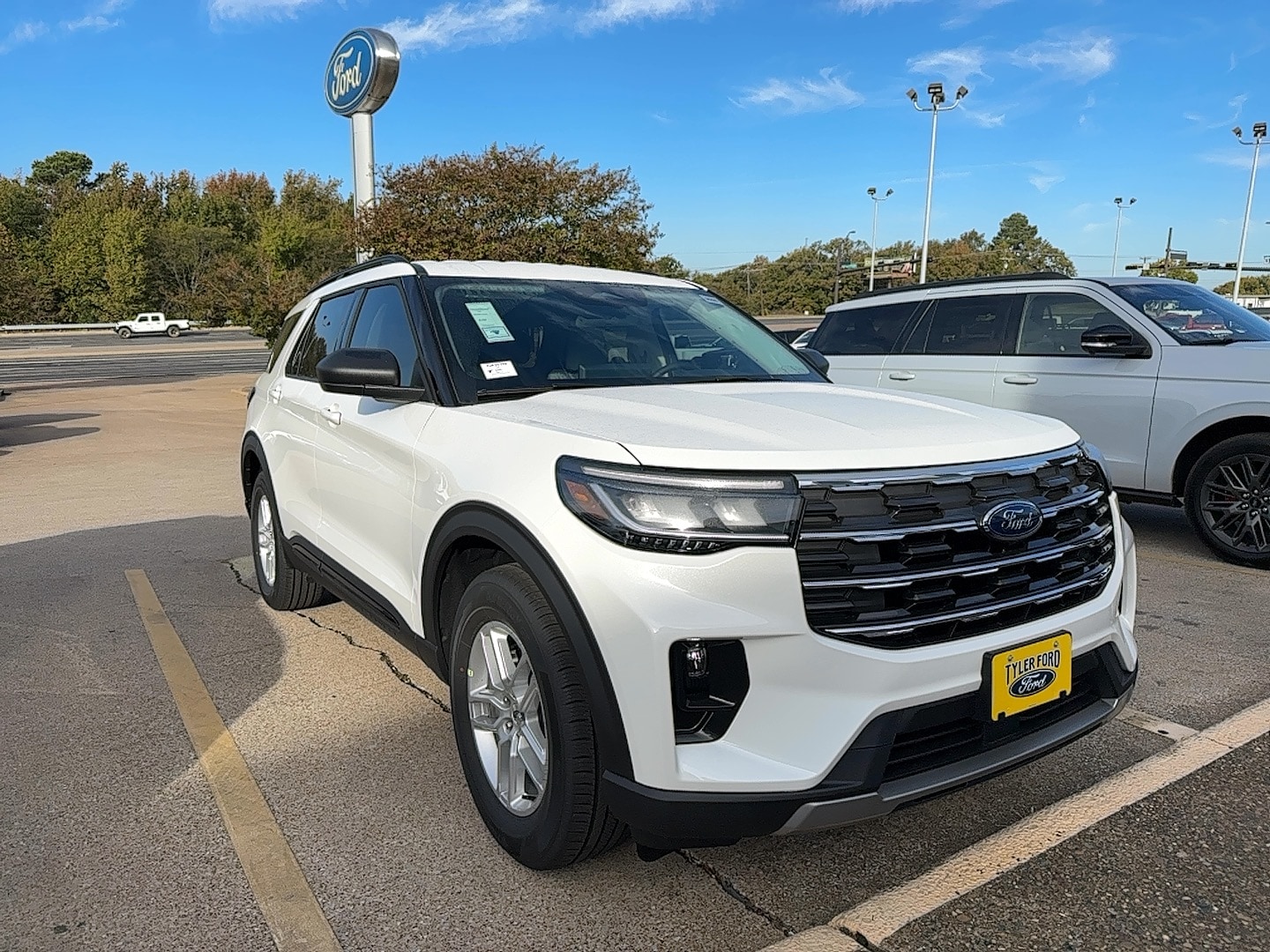 2026 Ford Explorer's photo