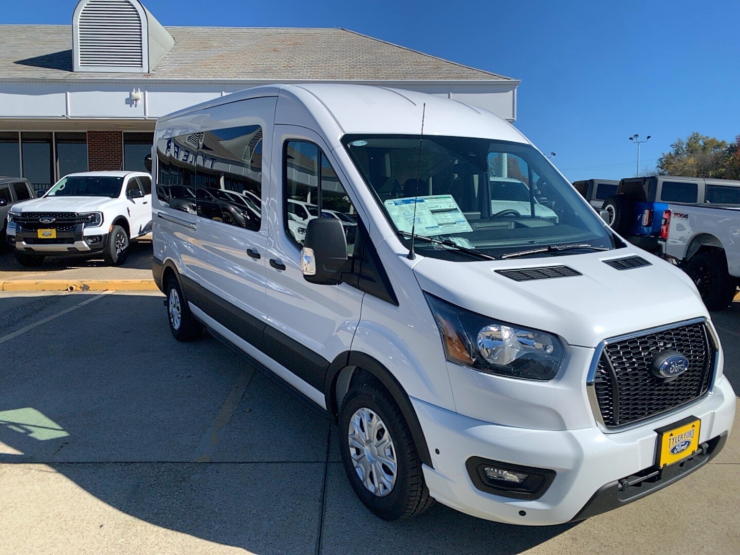 2024 Ford Transit XLT photo 2