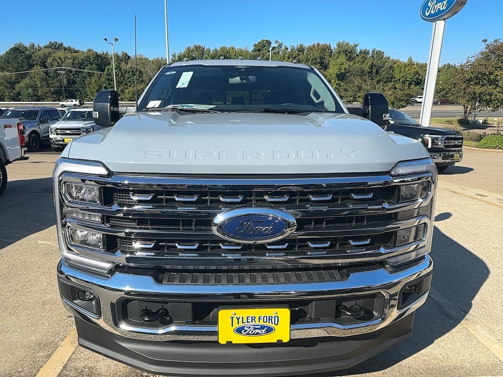 New 2026 Ford Super Duty F-250 Lariat TRUCK