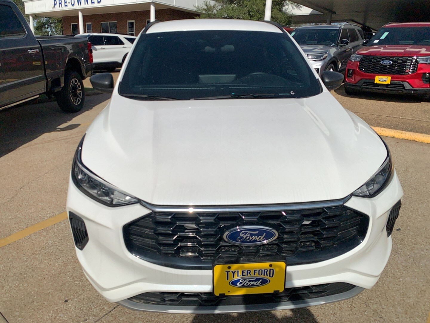 2024 Ford Escape ST-Line photo 3