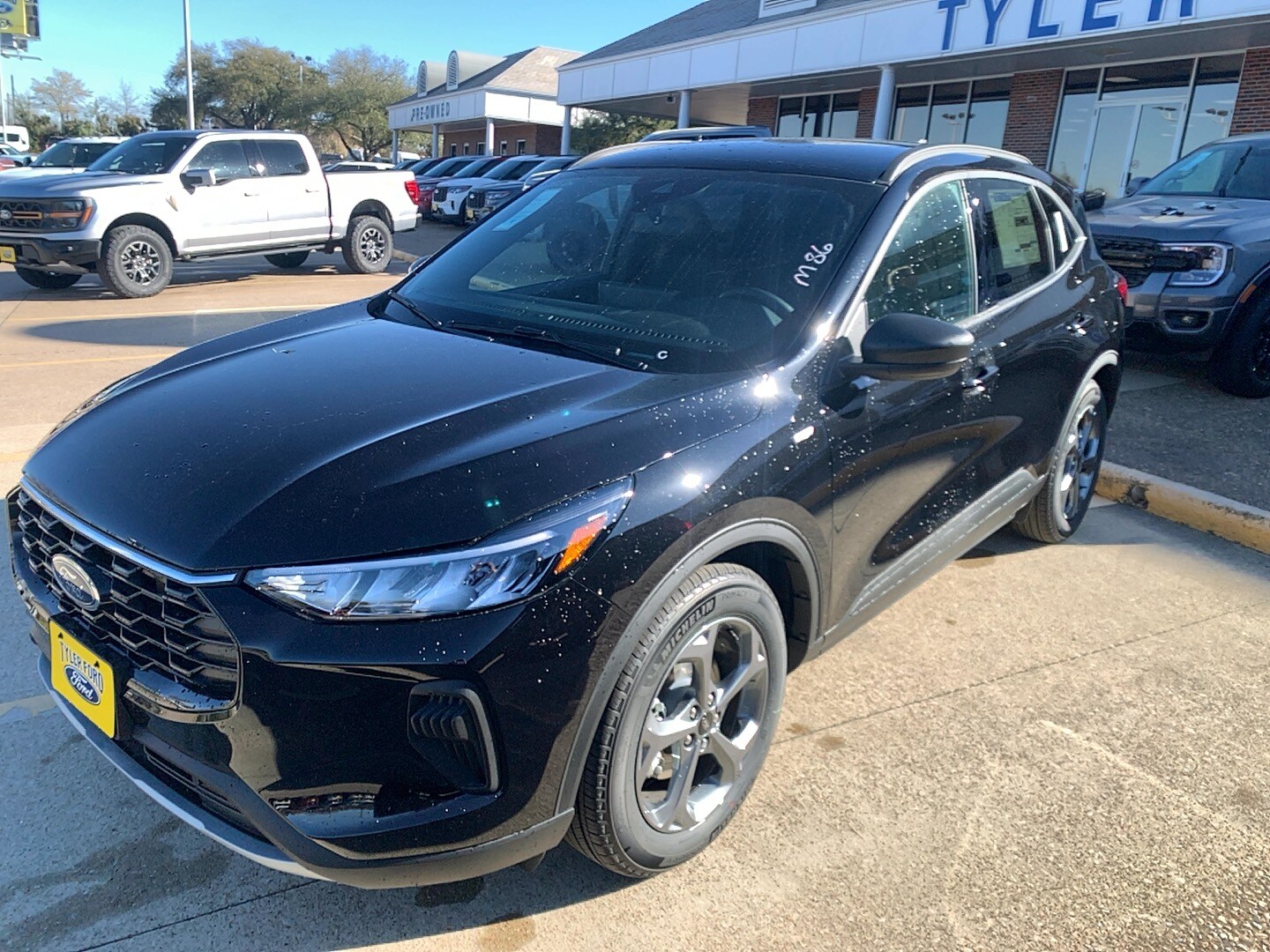 2025 Ford Escape ST-Line photo 3