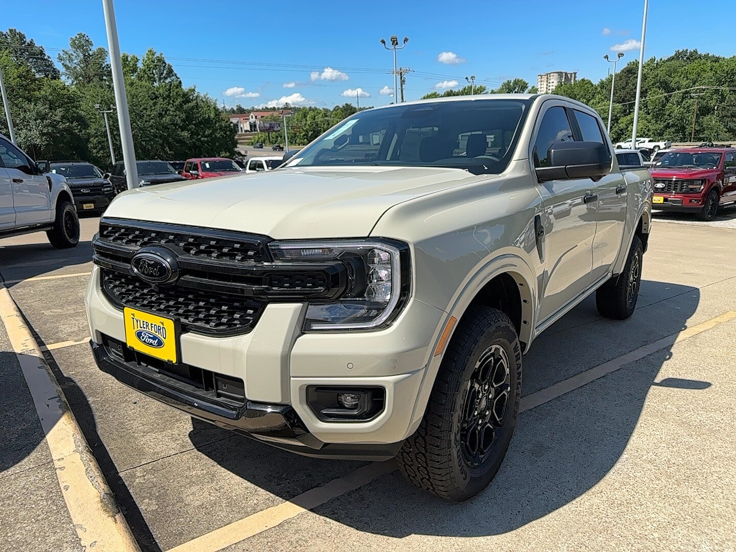 2025 Ford Ranger XLT photo 3