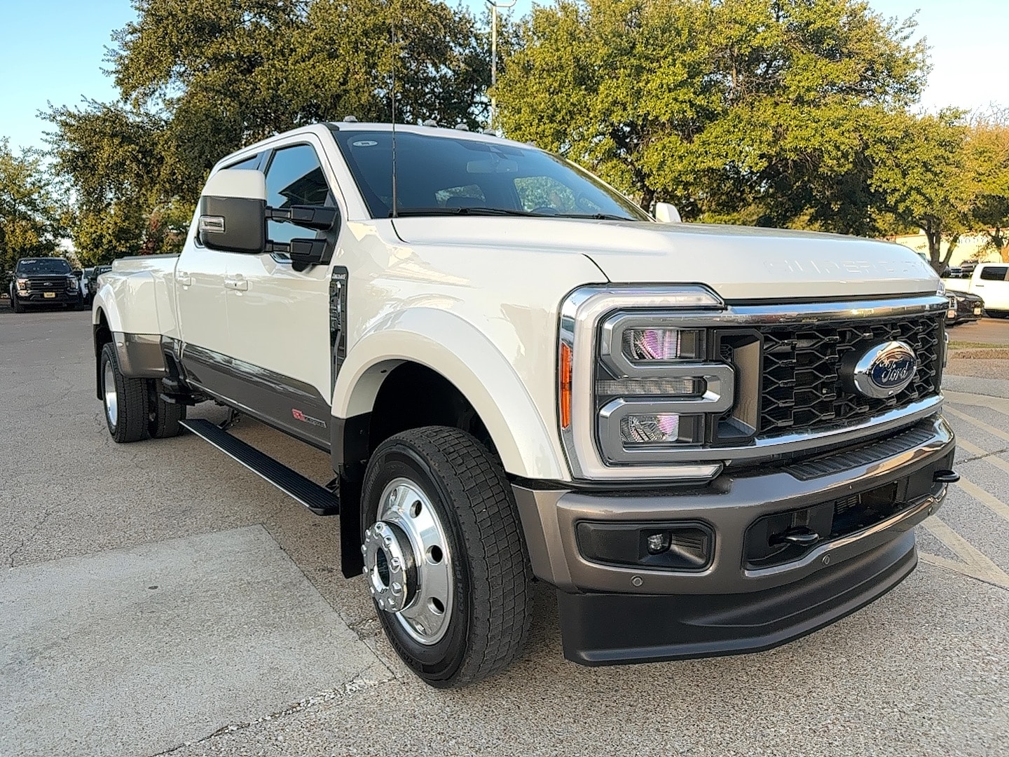 2023 Ford F-450 Super Duty King Ranch's photo