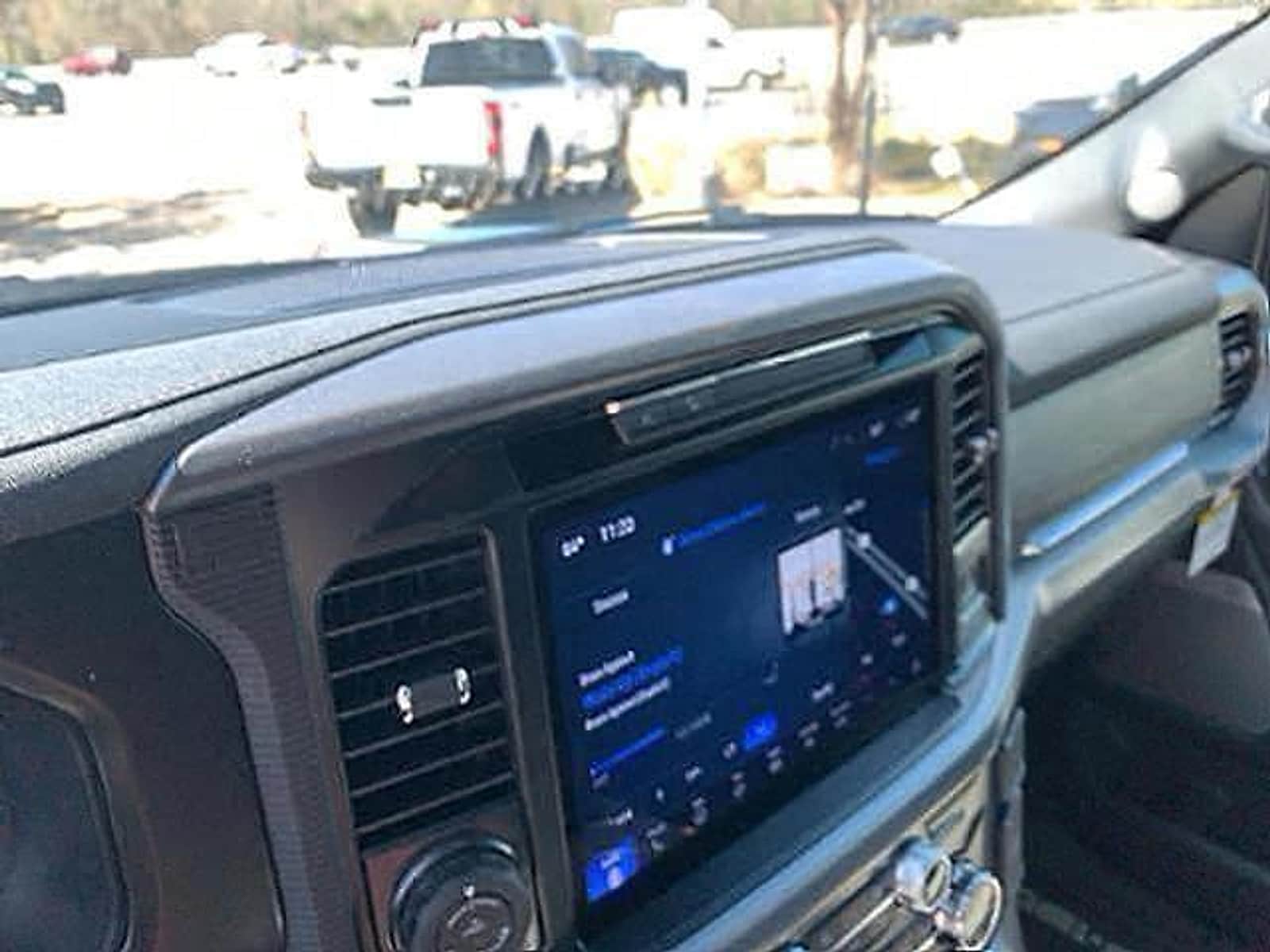 2025 Ford F-150 Lariat - Photo 29
