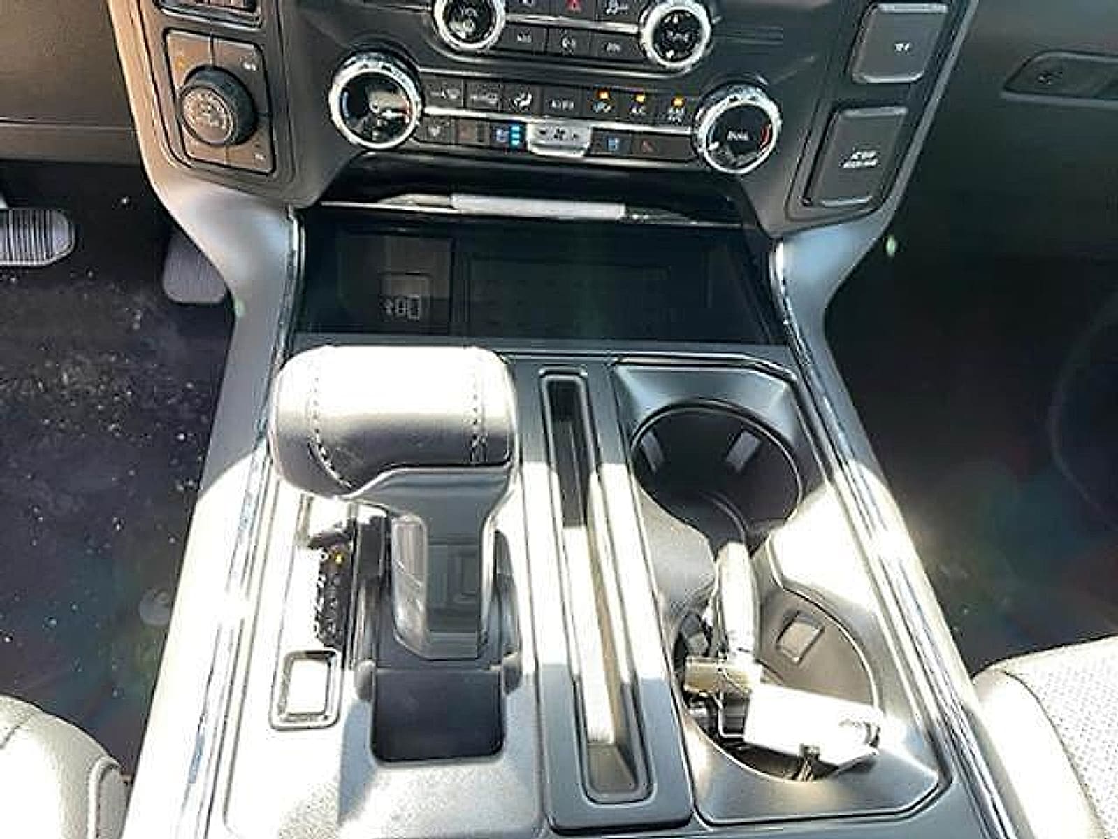 2025 Ford F-150 Lariat - Photo 16