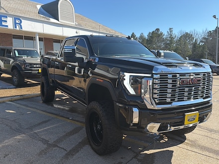 2024 GMC Sierra 2500HD Denali Pickup