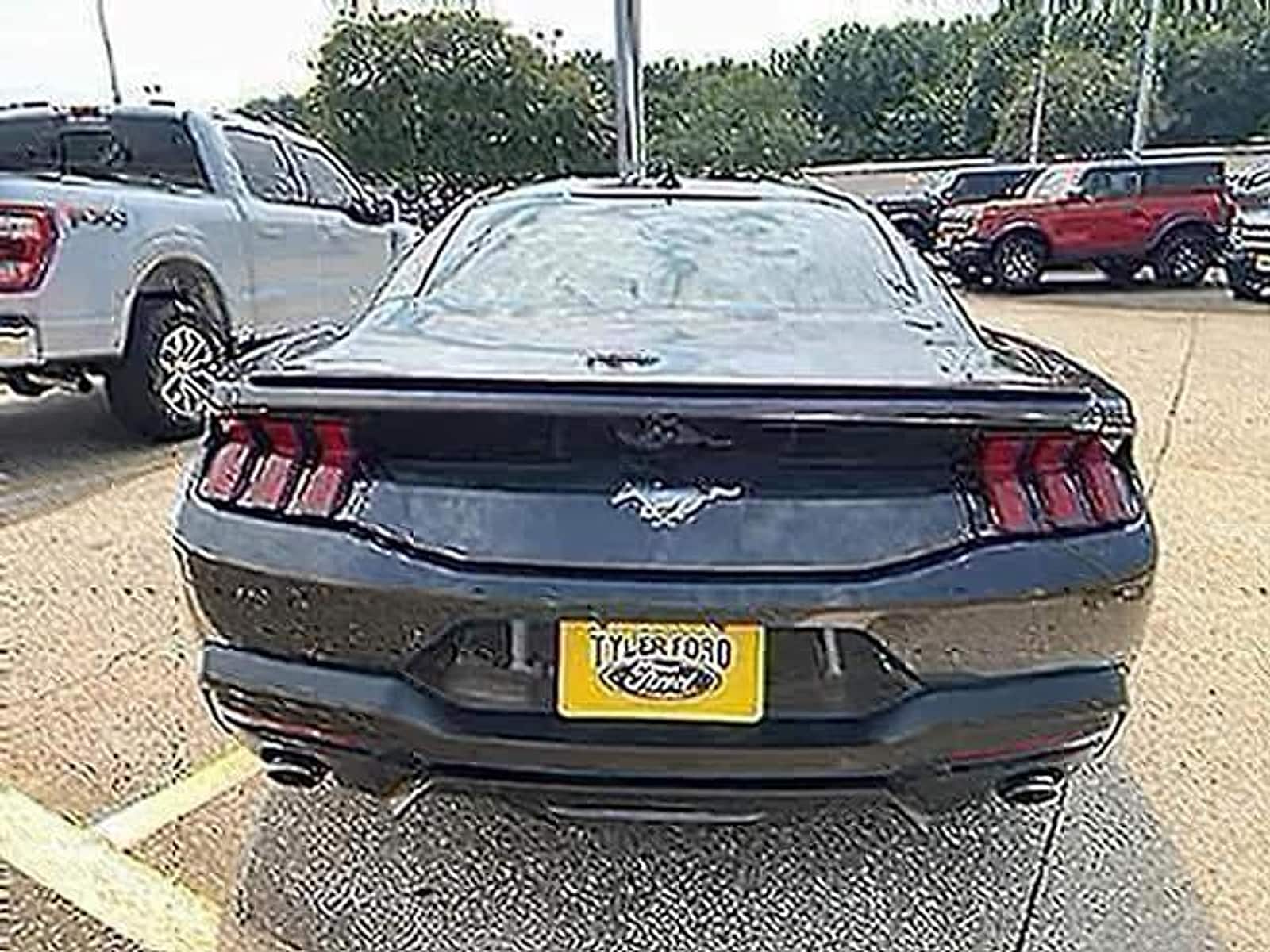 2024 Ford Mustang EcoBoost Premium - Photo 8