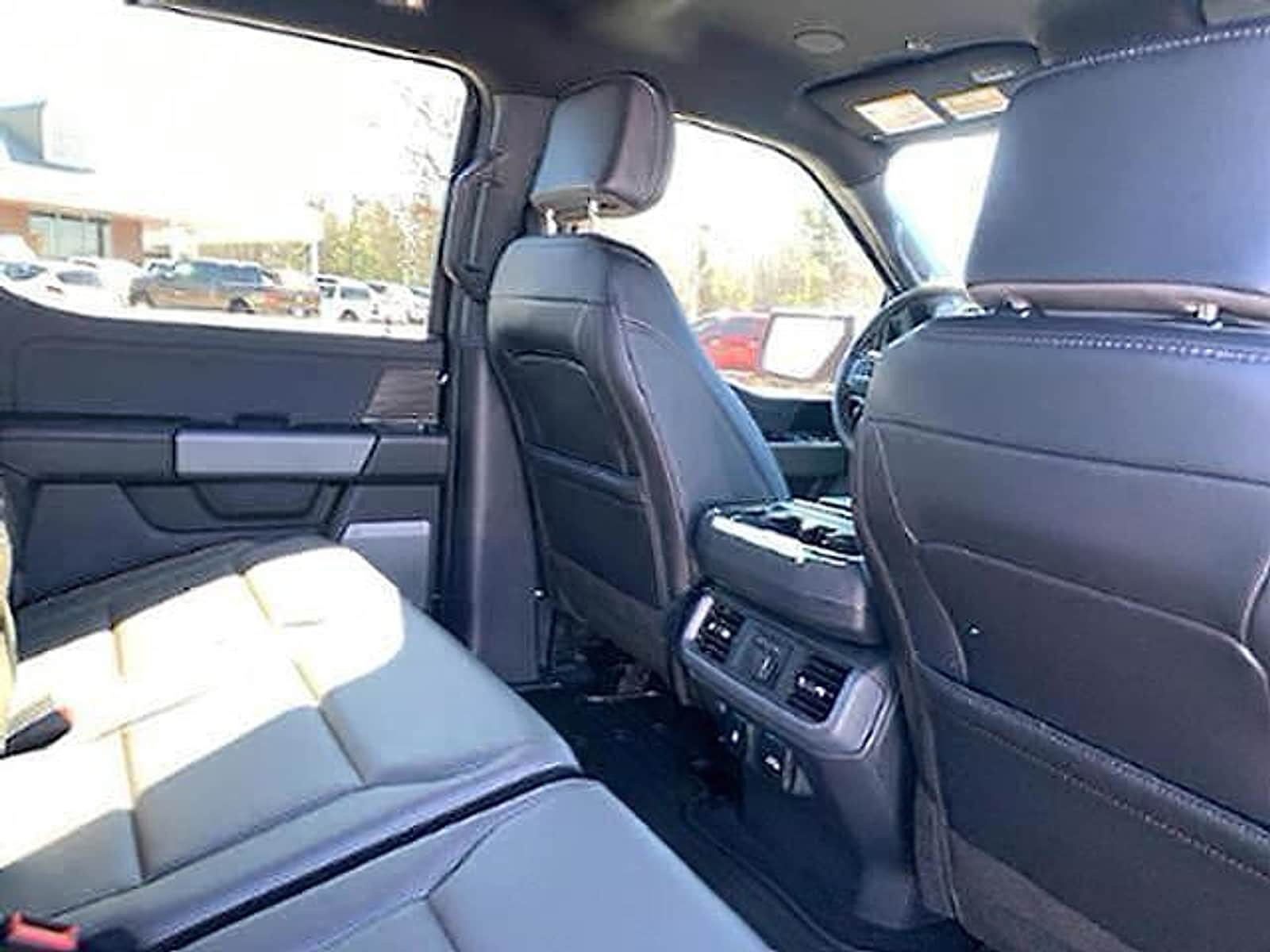 2025 Ford F-150 Lariat - Photo 17