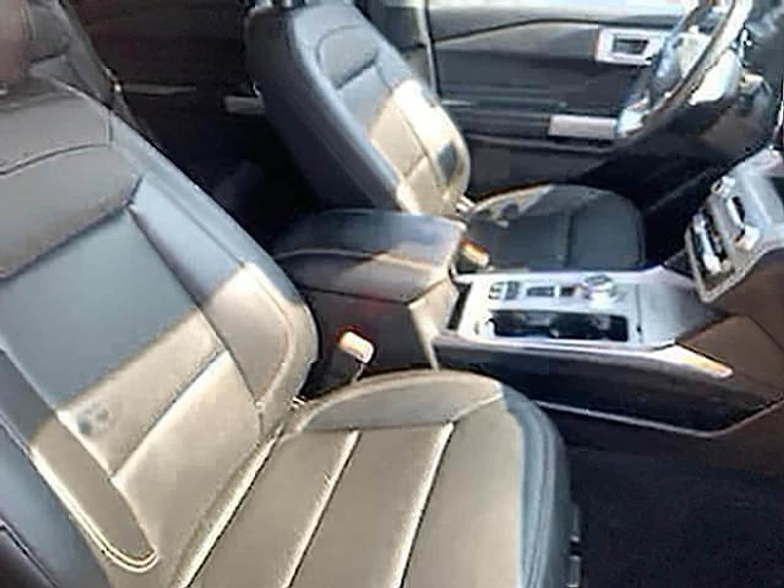 2024 Ford Explorer XLT - Photo 12