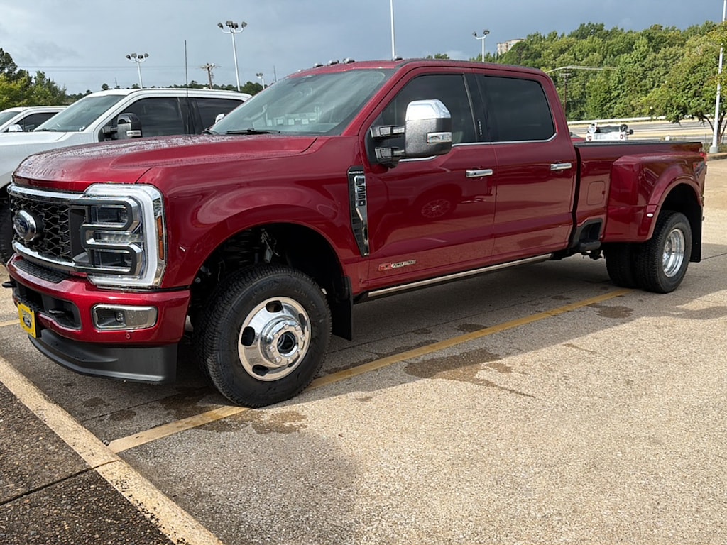 New 2026 Ford F-350 Platinum