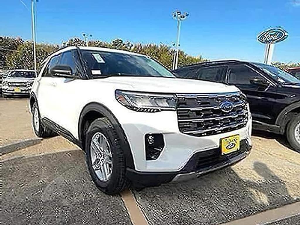 New 2026 Ford Explorer Active w/200A Pkg SUV