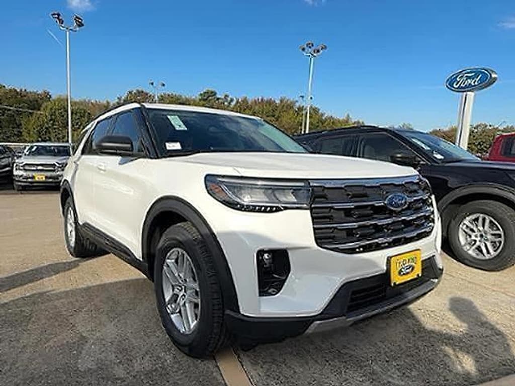 New 2026 Ford Explorer Active w/200A Pkg SUV