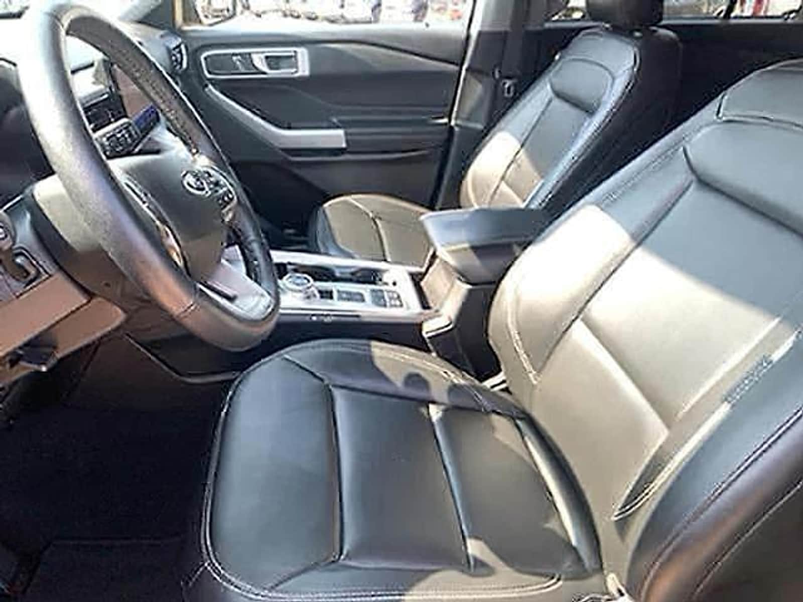 2024 Ford Explorer XLT - Photo 18