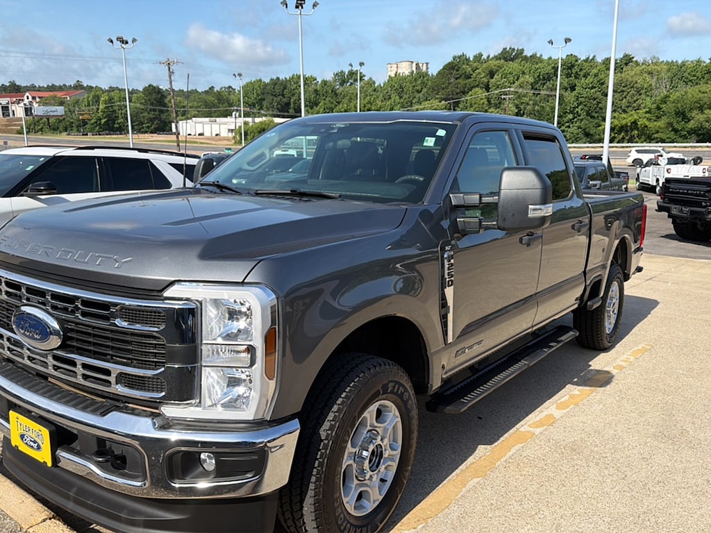 Used 2025 Ford F-250 XLT