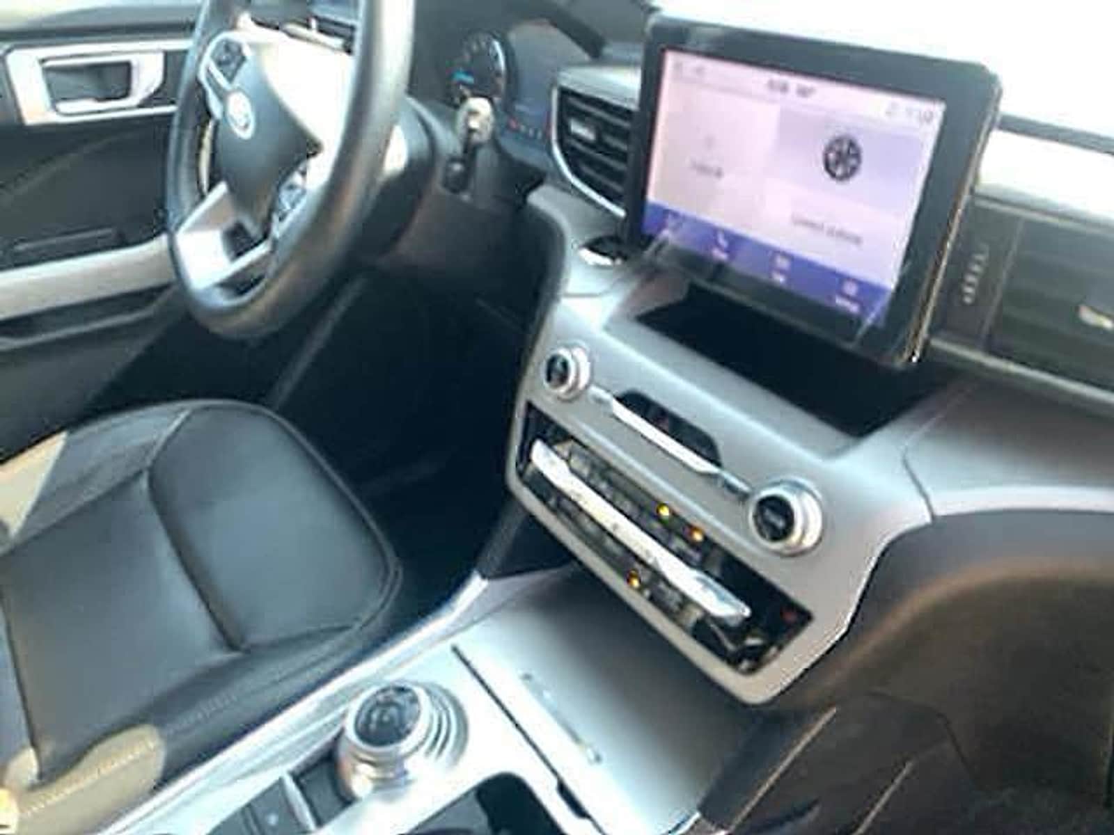 2024 Ford Explorer XLT - Photo 11