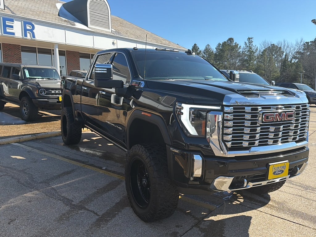 Used 2024 GMC Sierra 2500HD Denali Pickup