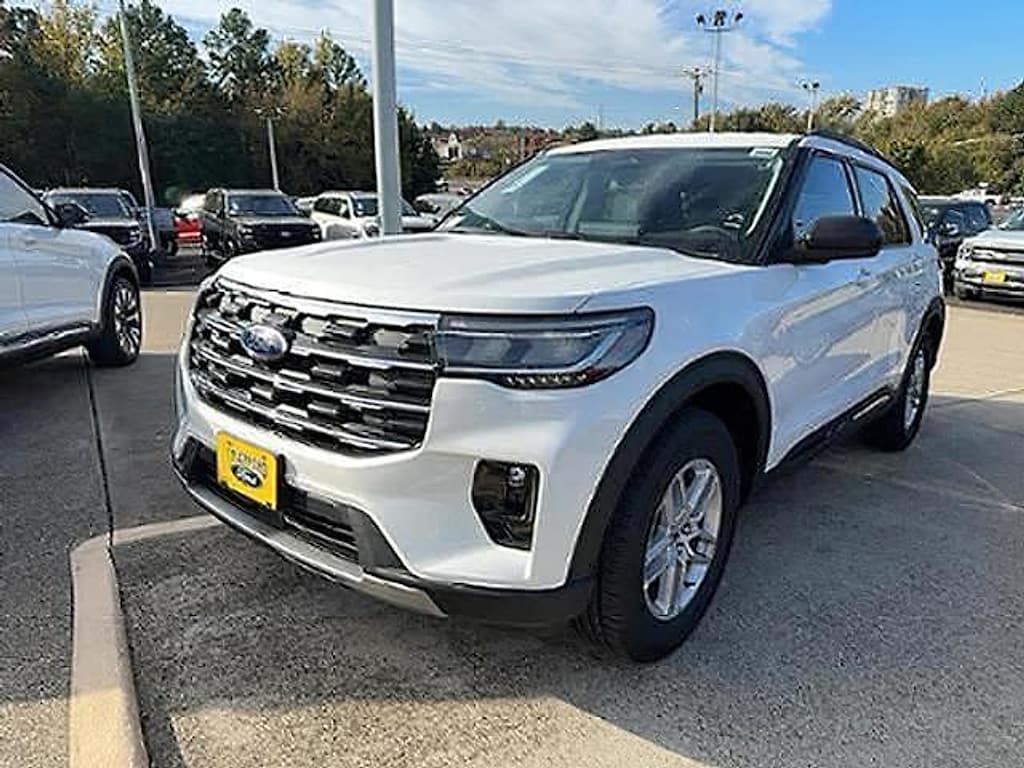 New 2026 Ford Explorer Active w/200A Pkg SUV