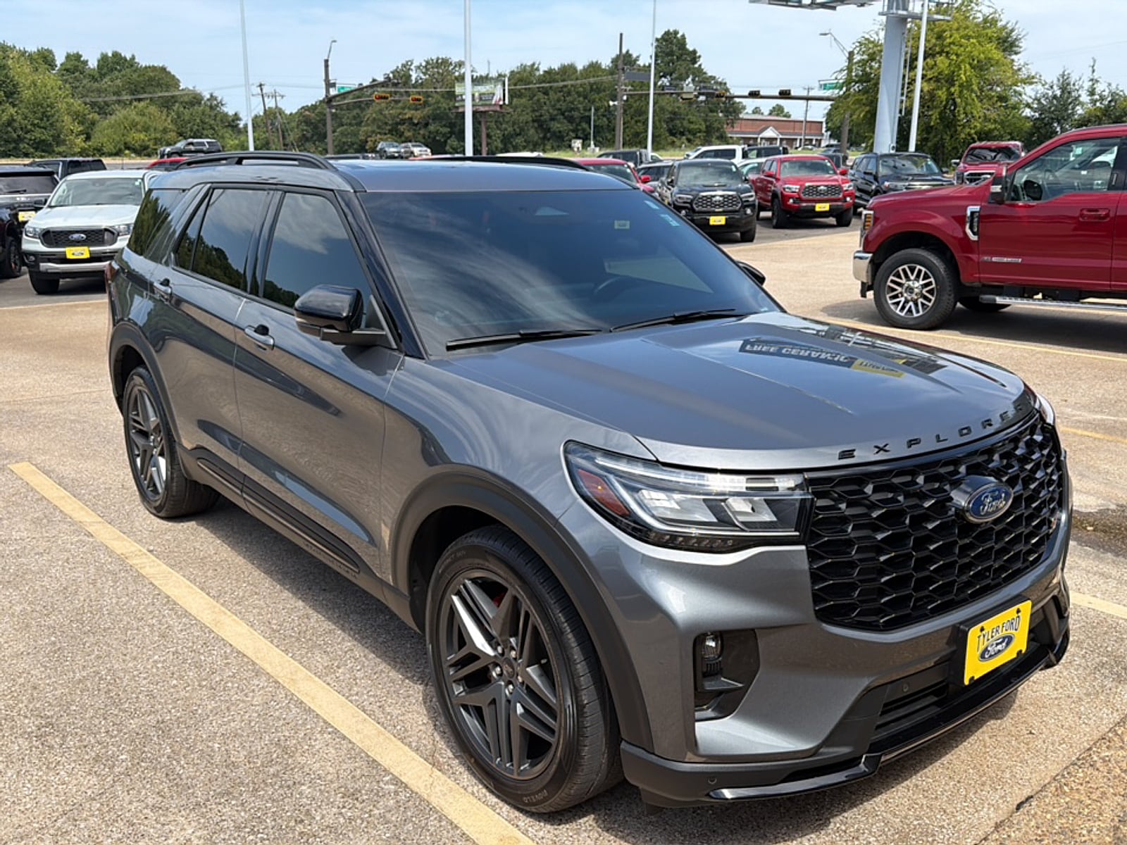 Used 2025 Ford Explorer ST