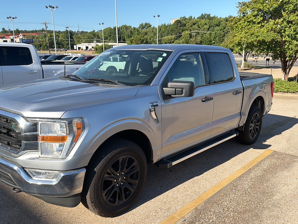 Used 2022 Ford F-150 XLT Crew Cab Short Bed Truck