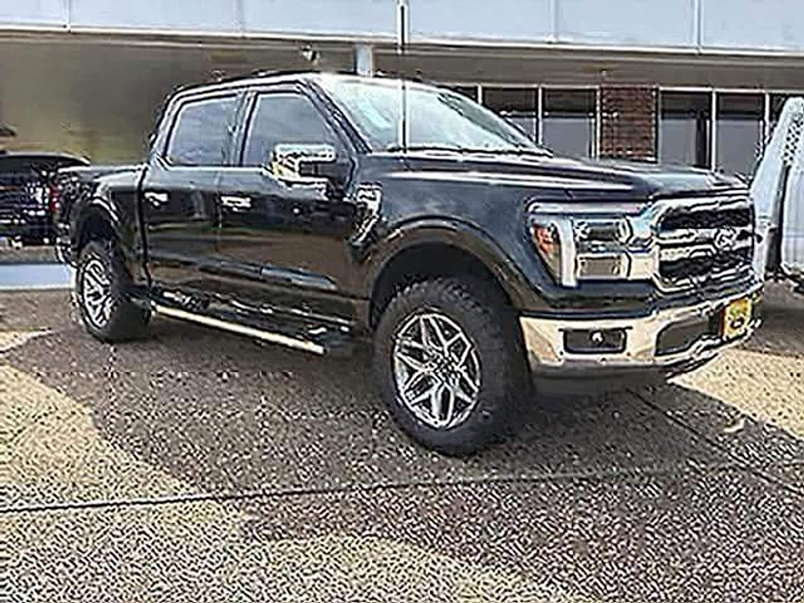 Used 2025 Ford F-150 Lariat TRUCK