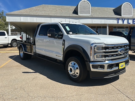 2026 Ford Super Duty F-550 DRW Lariat