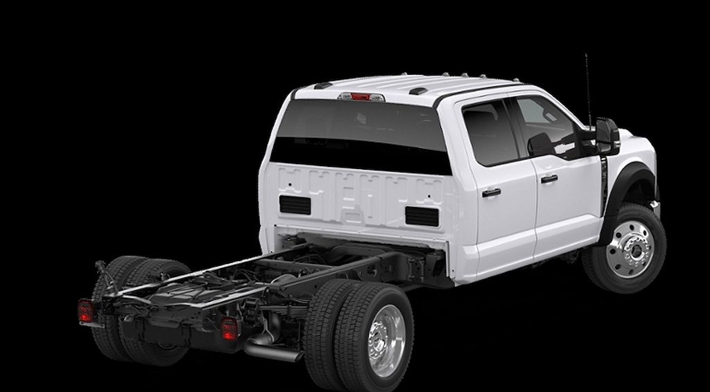 New 2026 Ford F-450 Chassis Lariat