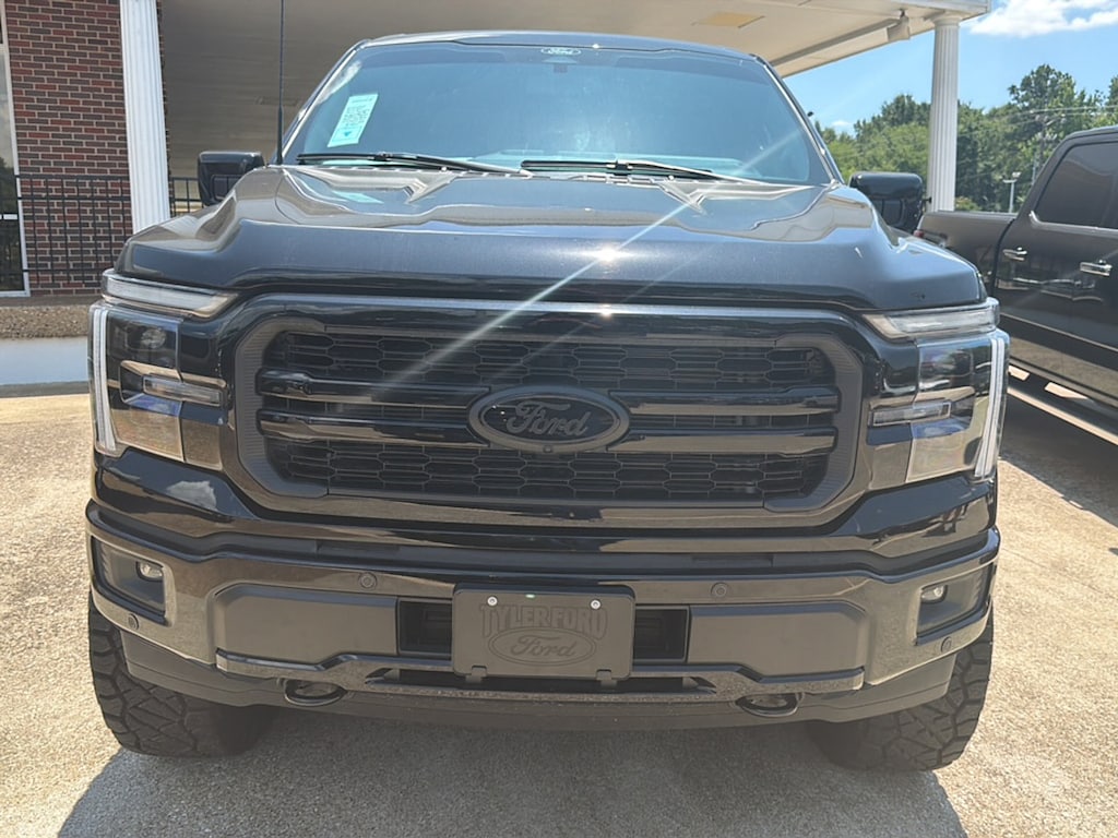 New 2025 Ford F-150 Lariat