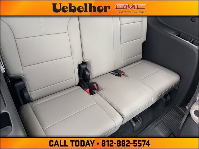 2026 GMC Acadia Elevation - Photo 9
