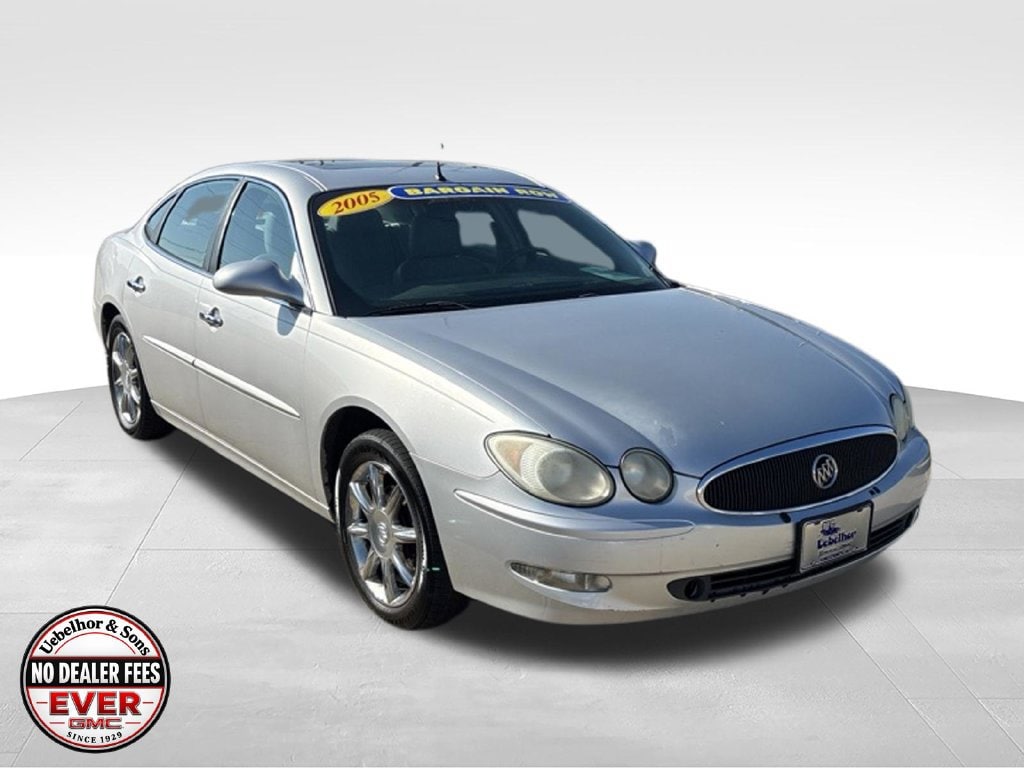 Used 2005 Buick LaCrosse CXS with VIN 2G4WE537451238913 for sale in Jasper, IN